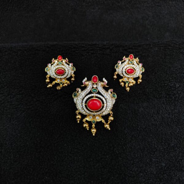 Pendant