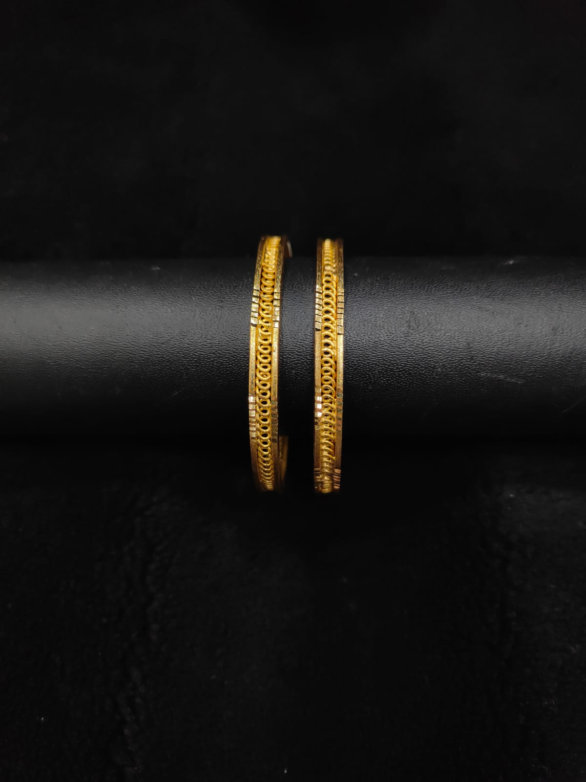 WhatsApp Image 2026-06-08 at 3.06.58 PM (1) Daily wear bangle - Image 1