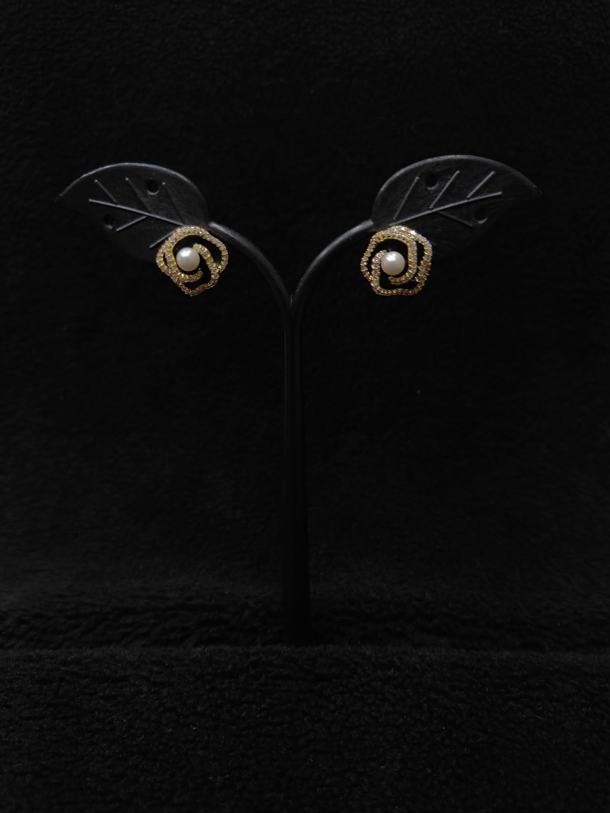WhatsApp Image 2026-06-25 at 3.29.02 PM (2) Earrings - Image 1